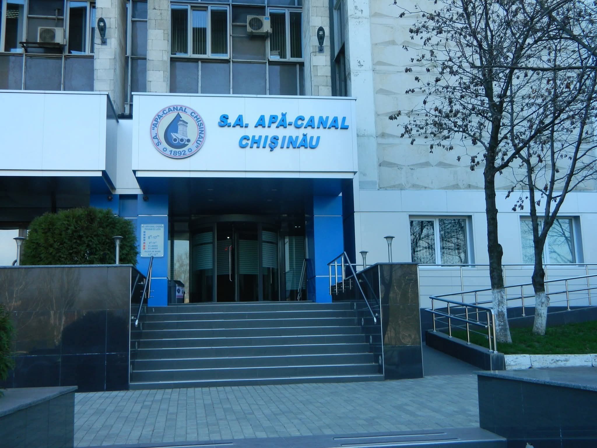 S.A. „Apă-Canal Chișinău”: Fenomenul observat în râul Bâc nu este cauzată de activitatea întreprinderii